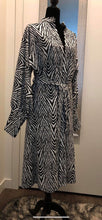 Load image into Gallery viewer, Zebra Print Cardigan
